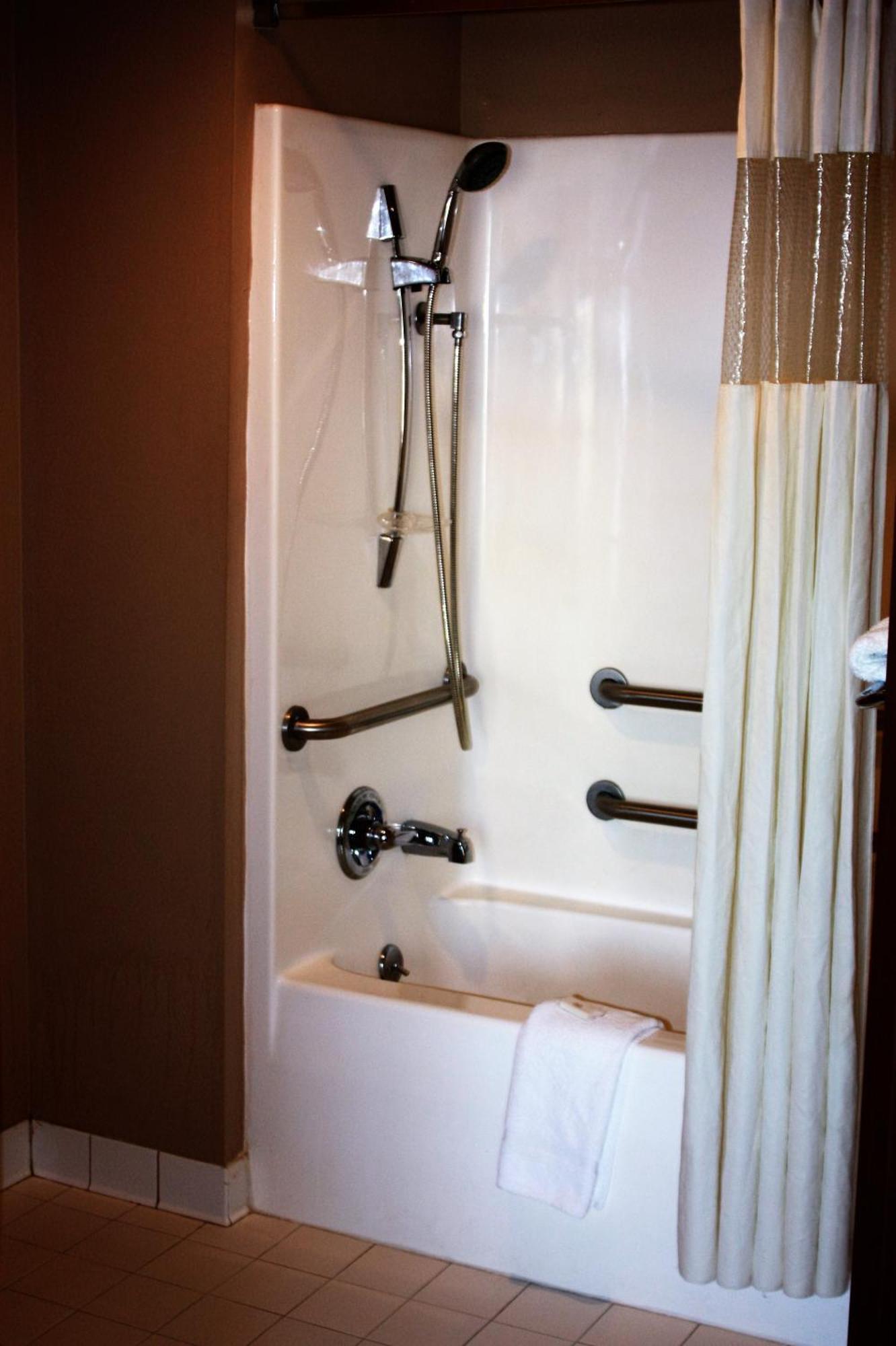 Baymont By Wyndham Jonesboro Hotel Bilik gambar